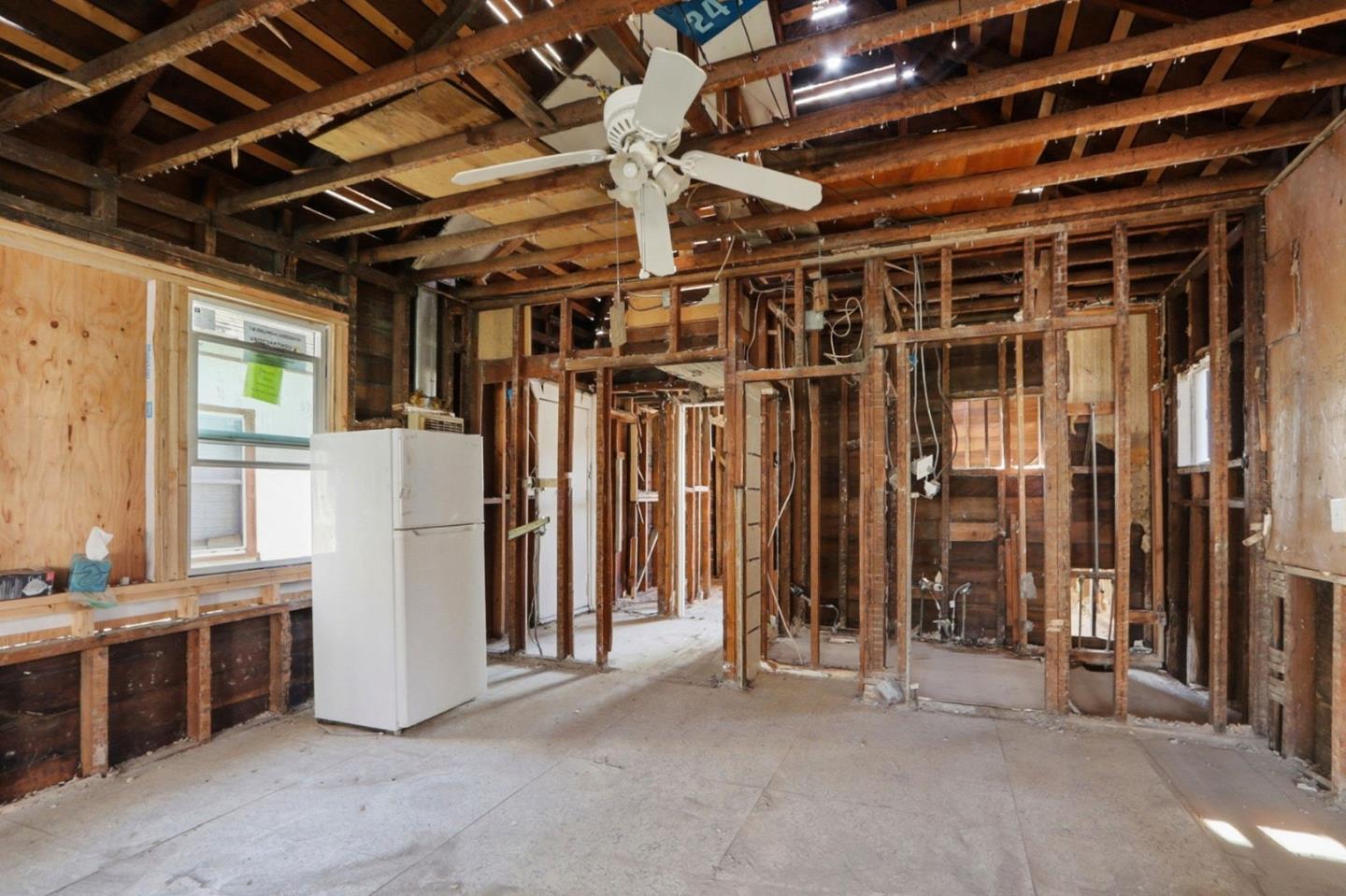 Detail Gallery Image 23 of 25 For 160 Pierce Ave, San Jose,  CA 95110 - 1 Beds | 1 Baths