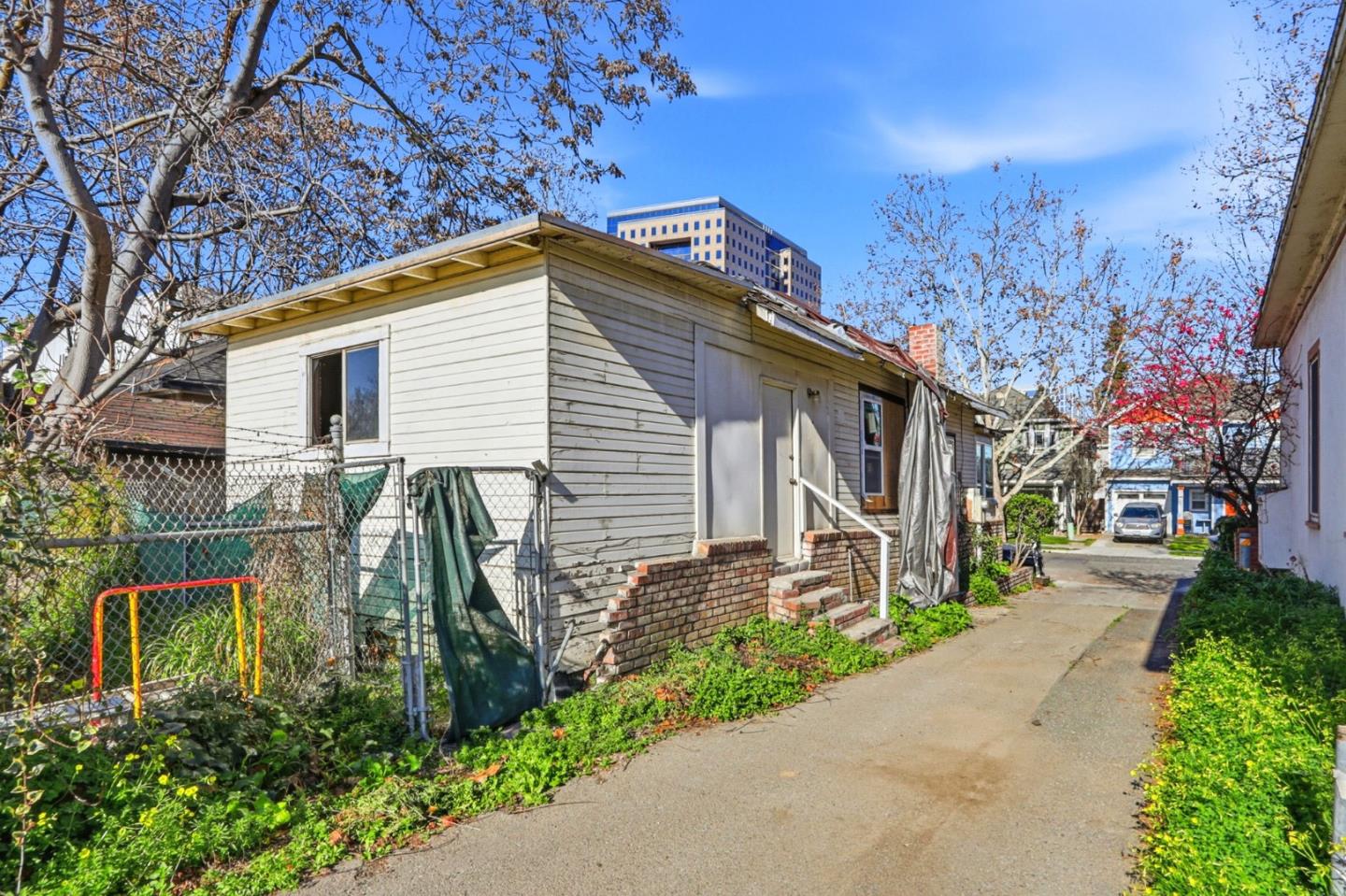 Detail Gallery Image 4 of 25 For 160 Pierce Ave, San Jose,  CA 95110 - 1 Beds | 1 Baths