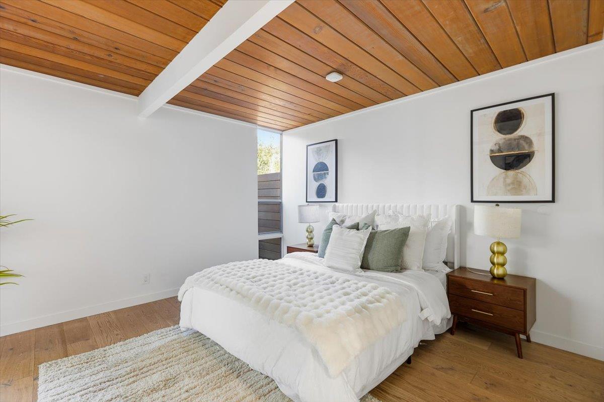 Detail Gallery Image 22 of 47 For 127 Greenmeadow Way, Palo Alto,  CA 94306 - 2 Beds | 2 Baths