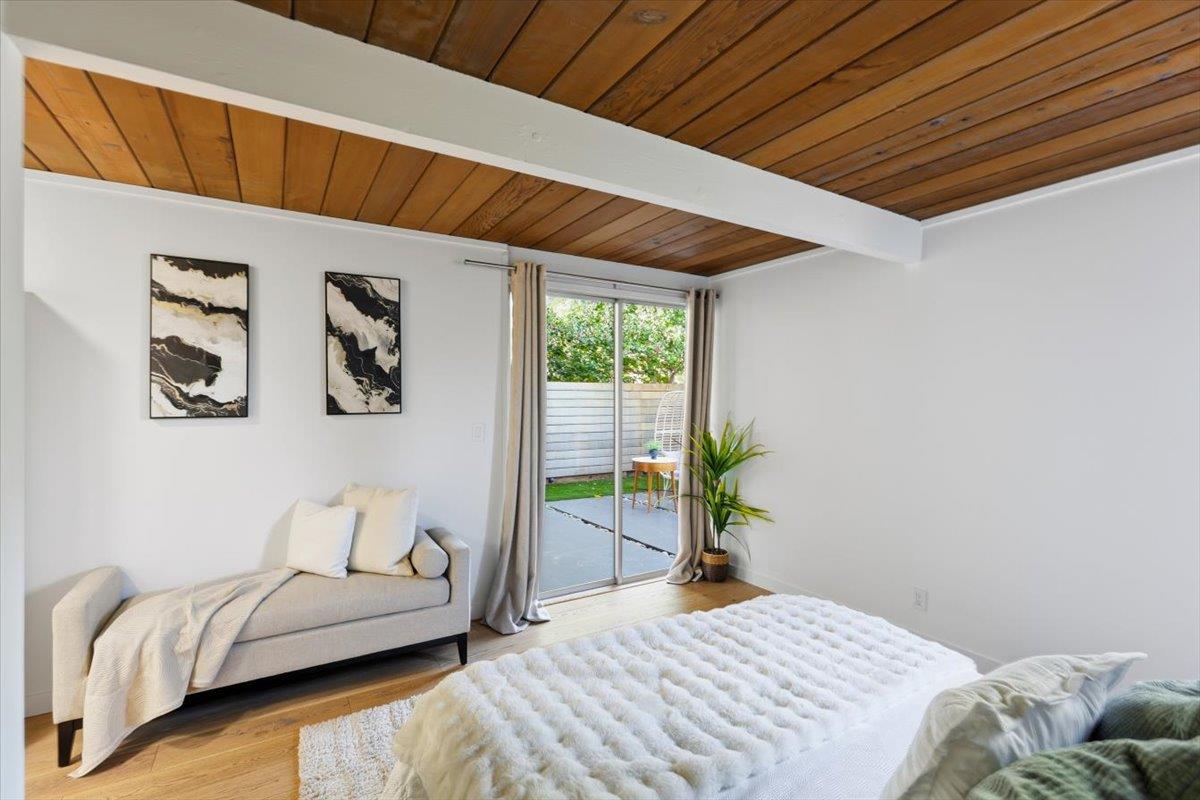 Detail Gallery Image 24 of 47 For 127 Greenmeadow Way, Palo Alto,  CA 94306 - 2 Beds | 2 Baths