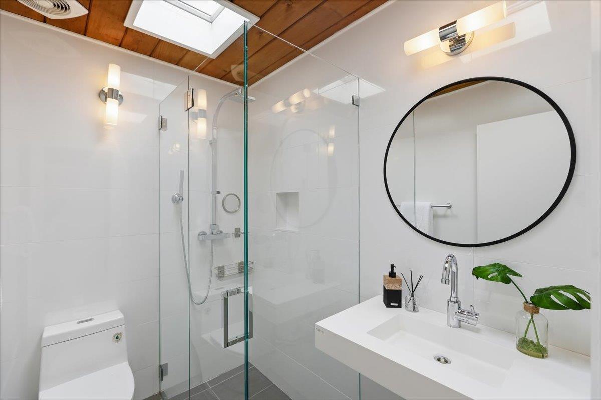 Detail Gallery Image 25 of 47 For 127 Greenmeadow Way, Palo Alto,  CA 94306 - 2 Beds | 2 Baths