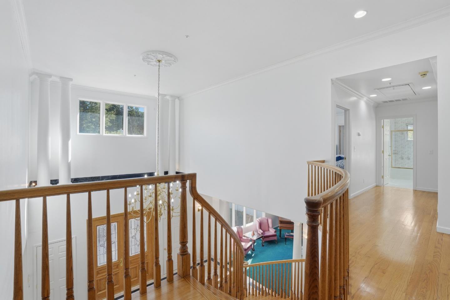 Detail Gallery Image 42 of 71 For 544 Sunset Way, Redwood City,  CA 94062 - 6 Beds | 5 Baths