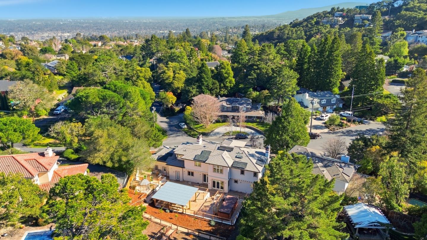 Detail Gallery Image 61 of 71 For 544 Sunset Way, Redwood City,  CA 94062 - 6 Beds | 5 Baths