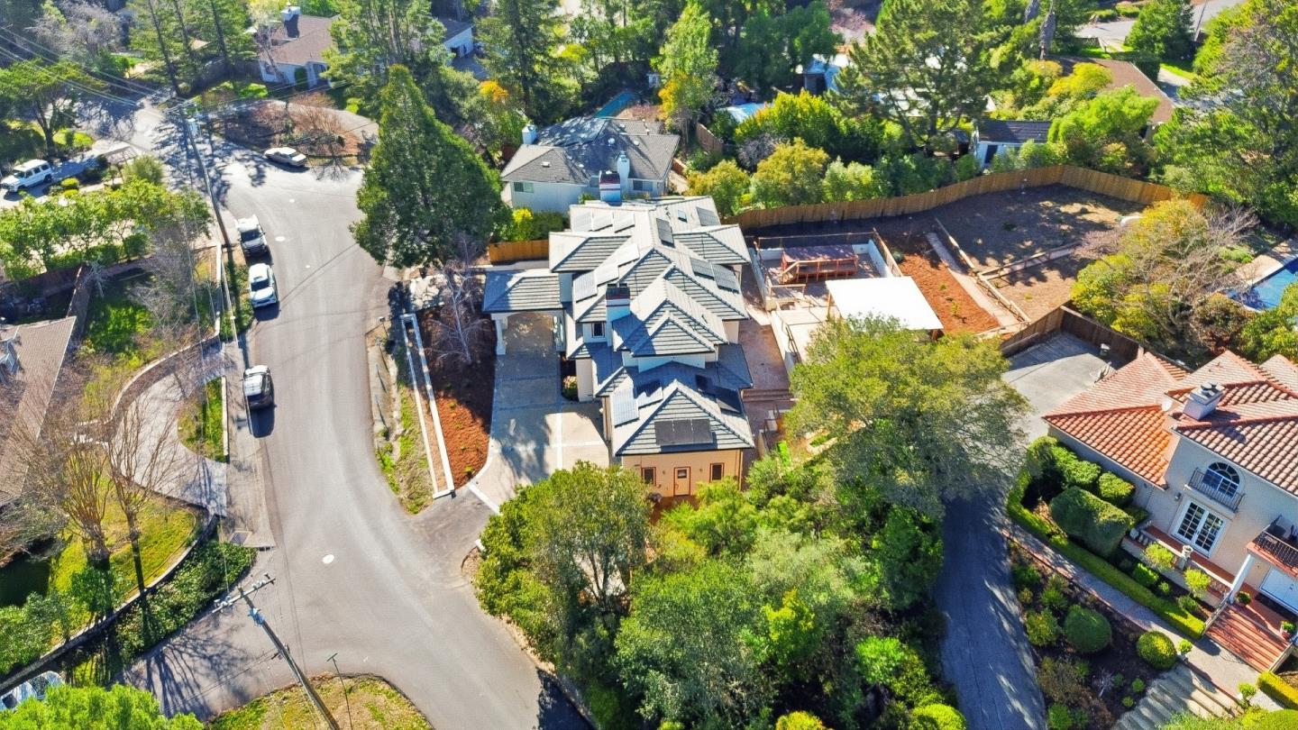 Detail Gallery Image 65 of 71 For 544 Sunset Way, Redwood City,  CA 94062 - 6 Beds | 5 Baths