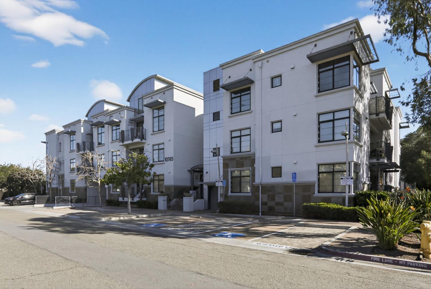 Detail Gallery Image 15 of 18 For 10745 N De Anza Blvd #215,  Cupertino,  CA 95014 - 2 Beds | 2 Baths