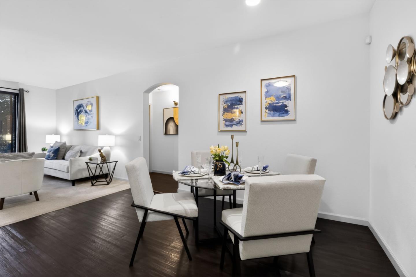 Detail Gallery Image 3 of 18 For 10745 N De Anza Blvd #215,  Cupertino,  CA 95014 - 2 Beds | 2 Baths