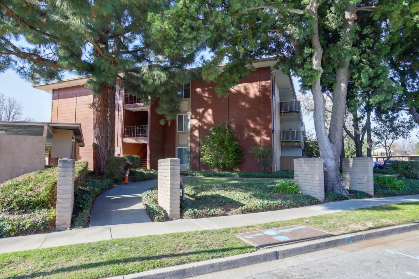 Detail Gallery Image 10 of 10 For 38455 Bronson St #120,  Fremont,  CA 94536 - 1 Beds | 1 Baths