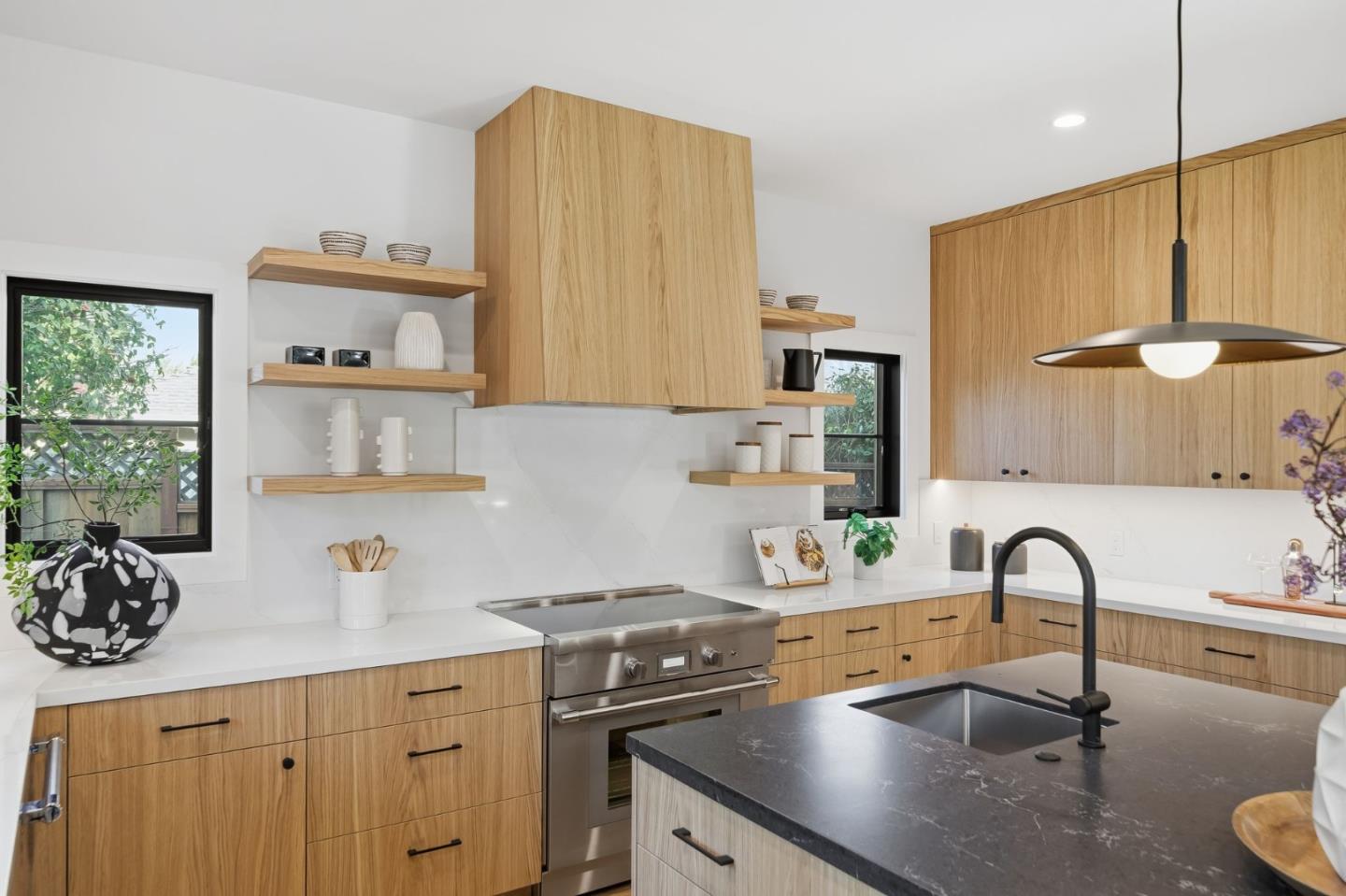 Detail Gallery Image 14 of 57 For 1908 Devereux Dr, Burlingame,  CA 94010 - 4 Beds | 3/1 Baths