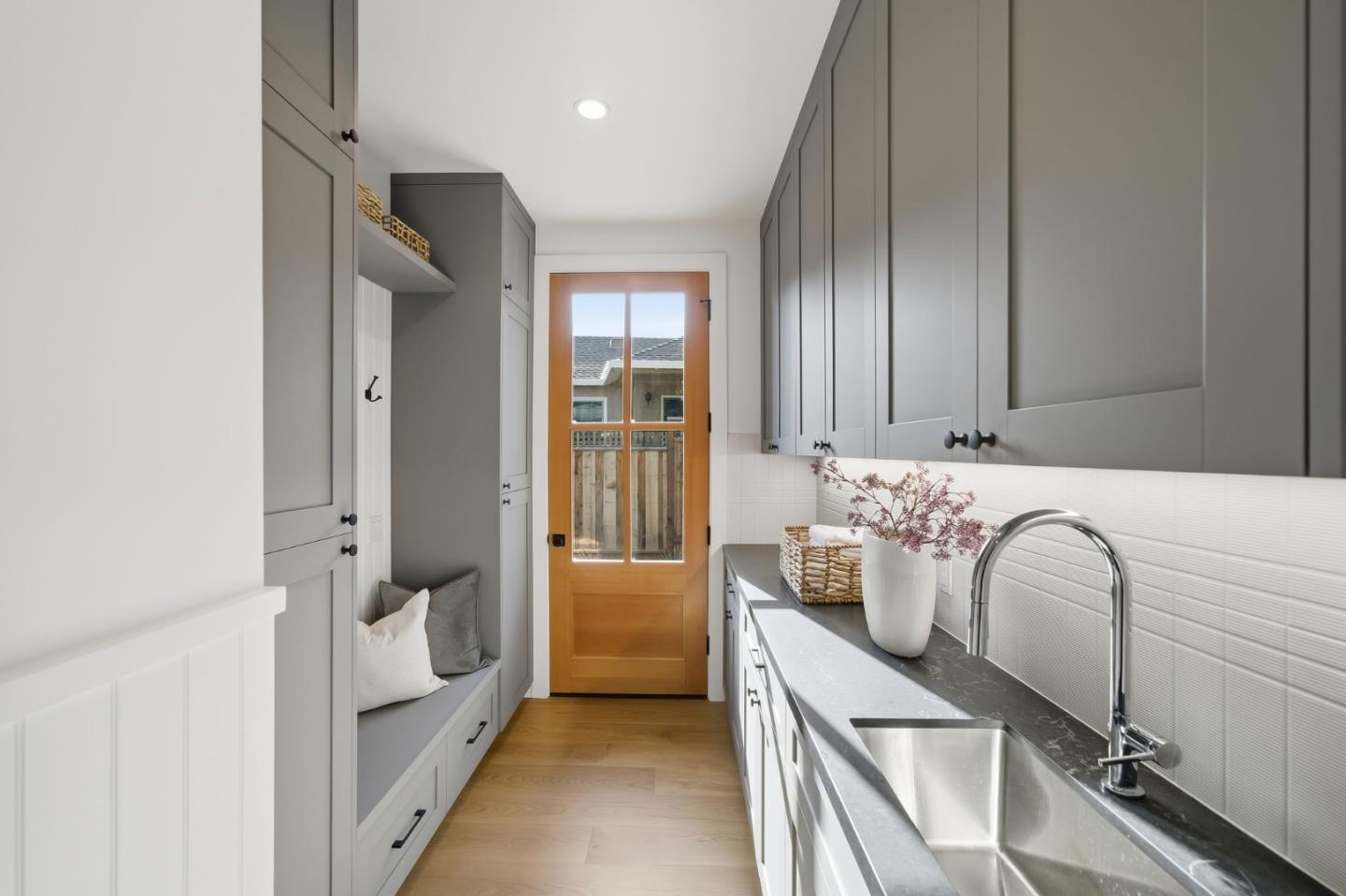 Detail Gallery Image 17 of 57 For 1908 Devereux Dr, Burlingame,  CA 94010 - 4 Beds | 3/1 Baths