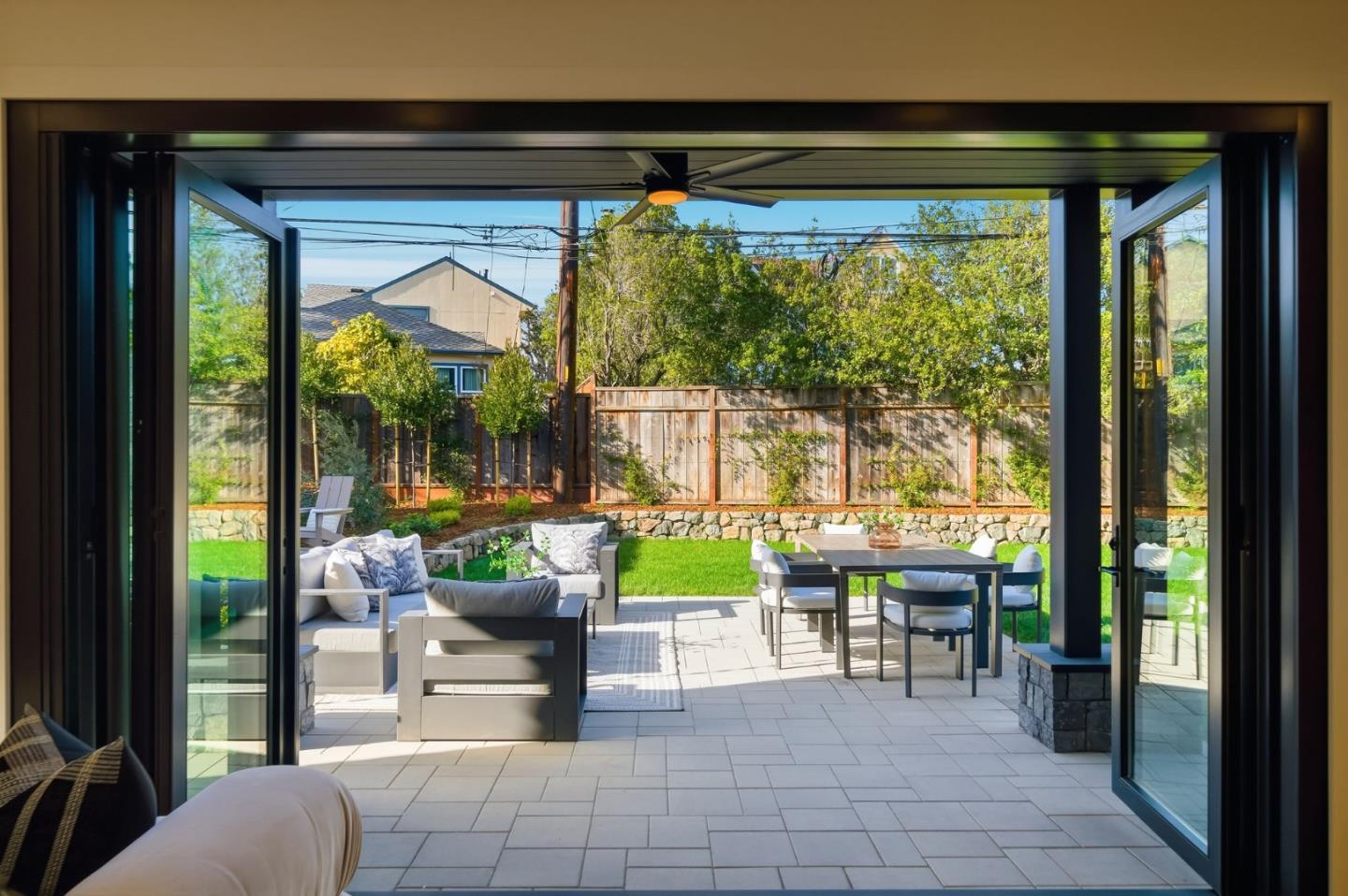 Detail Gallery Image 37 of 57 For 1908 Devereux Dr, Burlingame,  CA 94010 - 4 Beds | 3/1 Baths