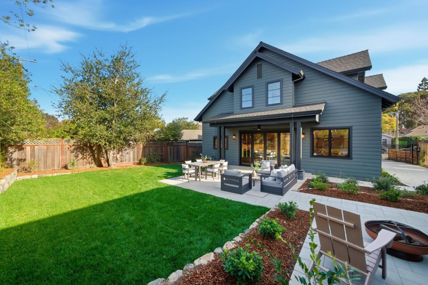 Detail Gallery Image 39 of 57 For 1908 Devereux Dr, Burlingame,  CA 94010 - 4 Beds | 3/1 Baths