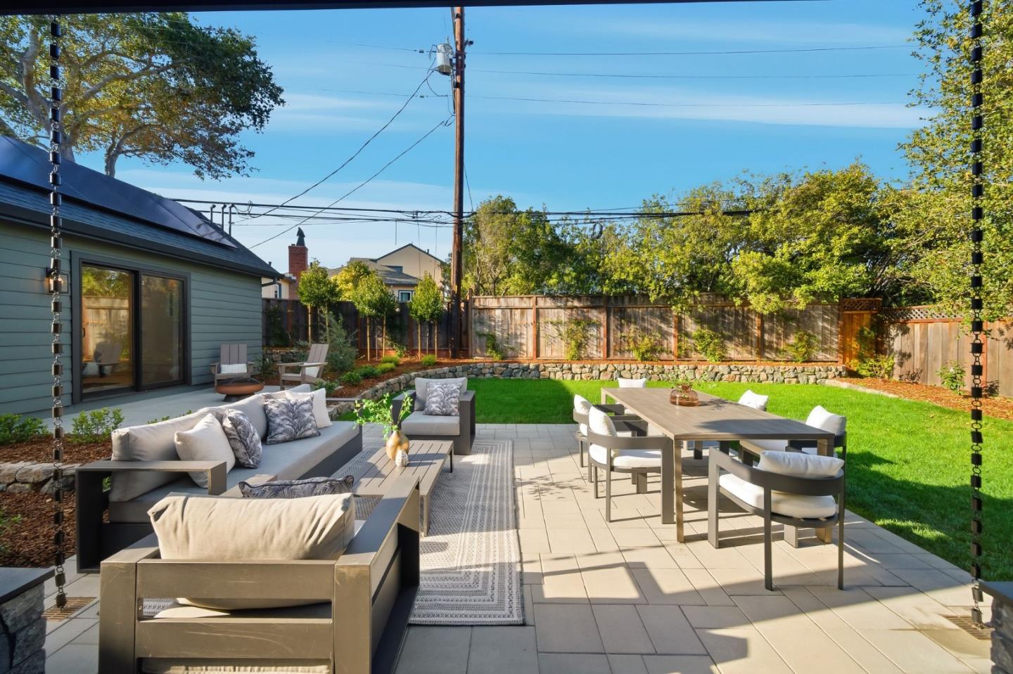 Detail Gallery Image 43 of 57 For 1908 Devereux Dr, Burlingame,  CA 94010 - 4 Beds | 3/1 Baths