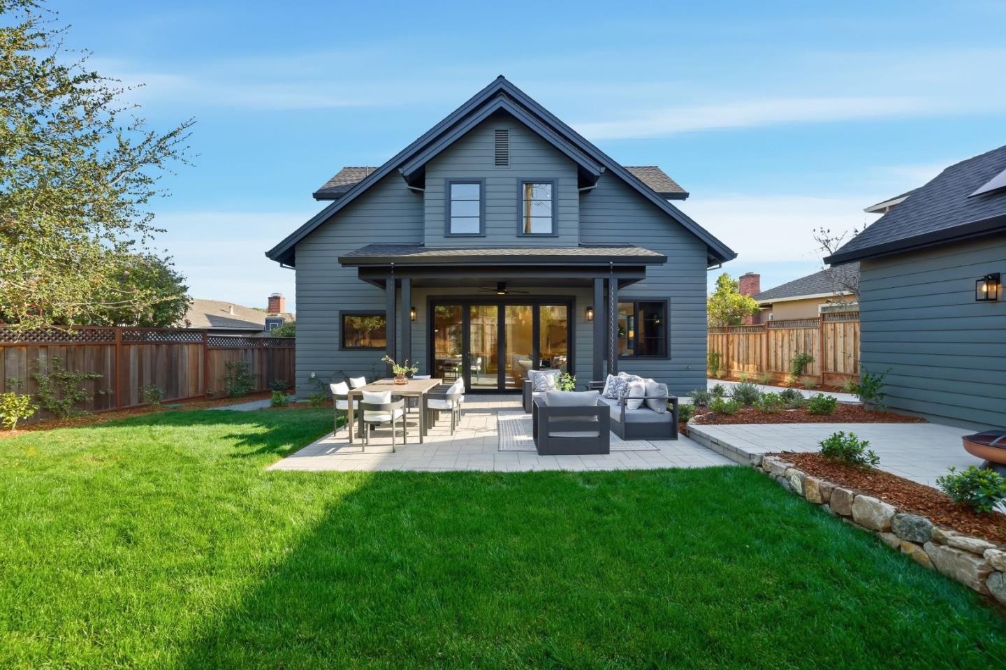 Detail Gallery Image 45 of 57 For 1908 Devereux Dr, Burlingame,  CA 94010 - 4 Beds | 3/1 Baths