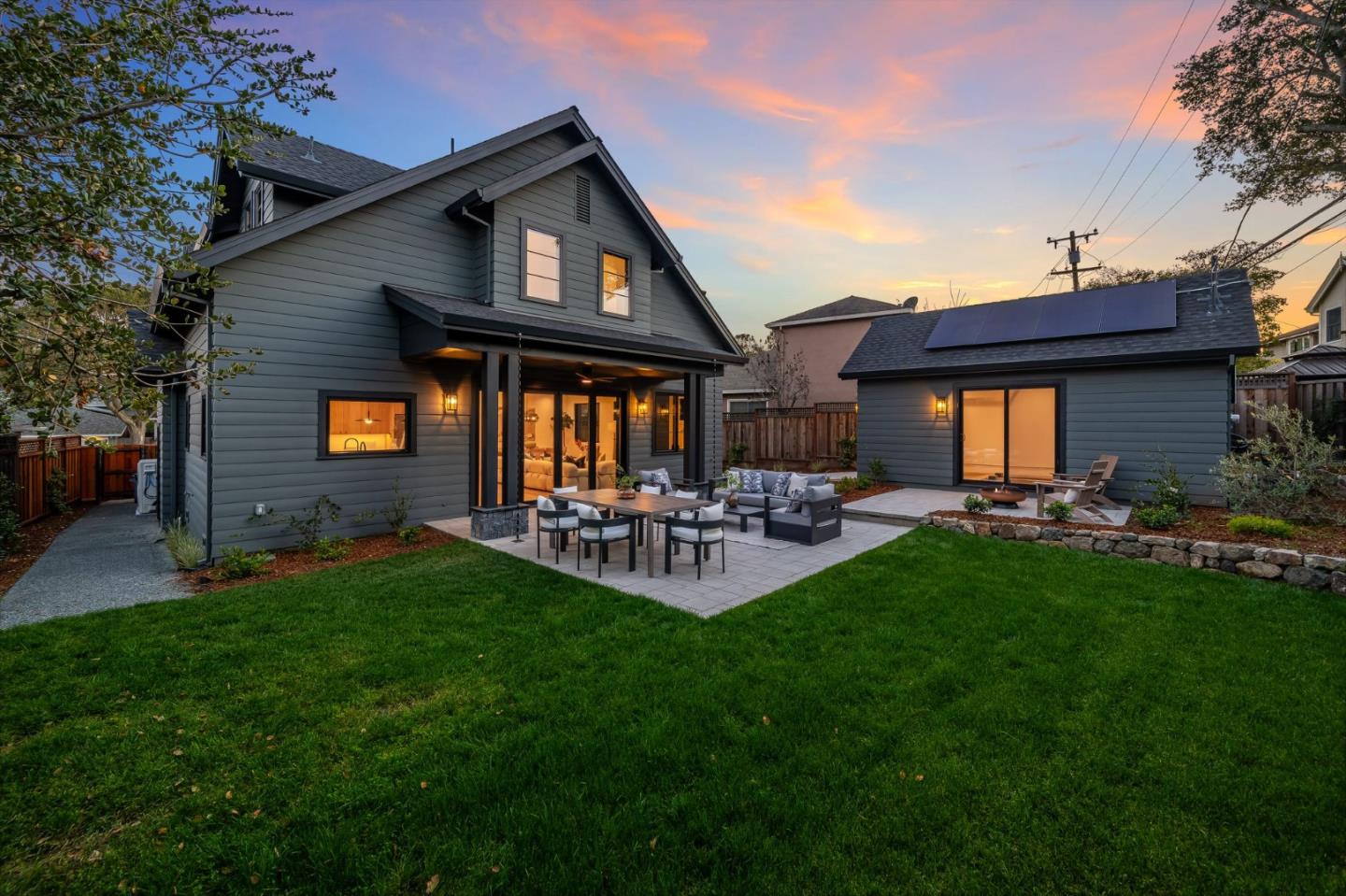 Detail Gallery Image 49 of 57 For 1908 Devereux Dr, Burlingame,  CA 94010 - 4 Beds | 3/1 Baths