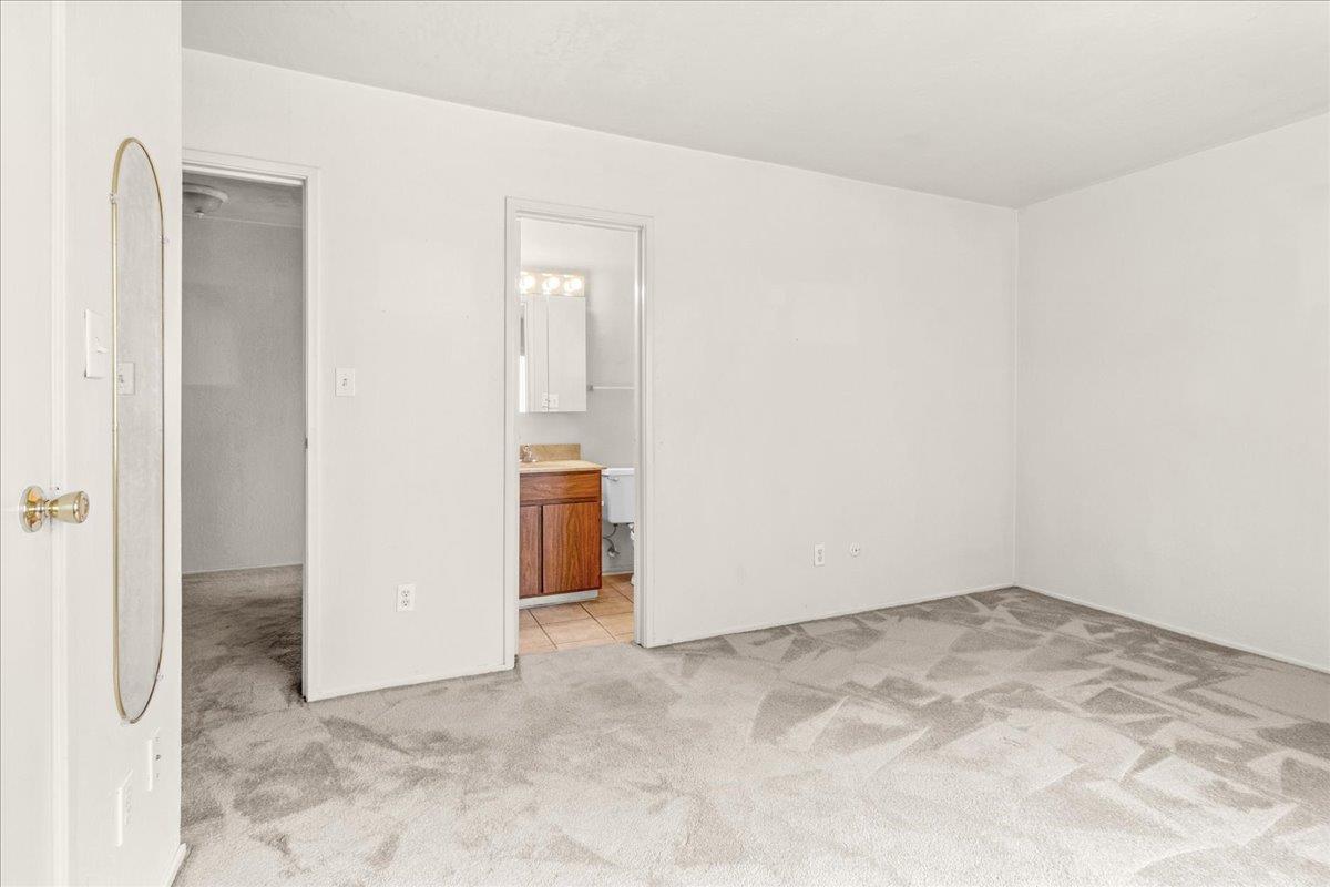 Detail Gallery Image 8 of 26 For 3137 Seacrest Ave #17,  Marina,  CA 93933 - 3 Beds | 1/2 Baths