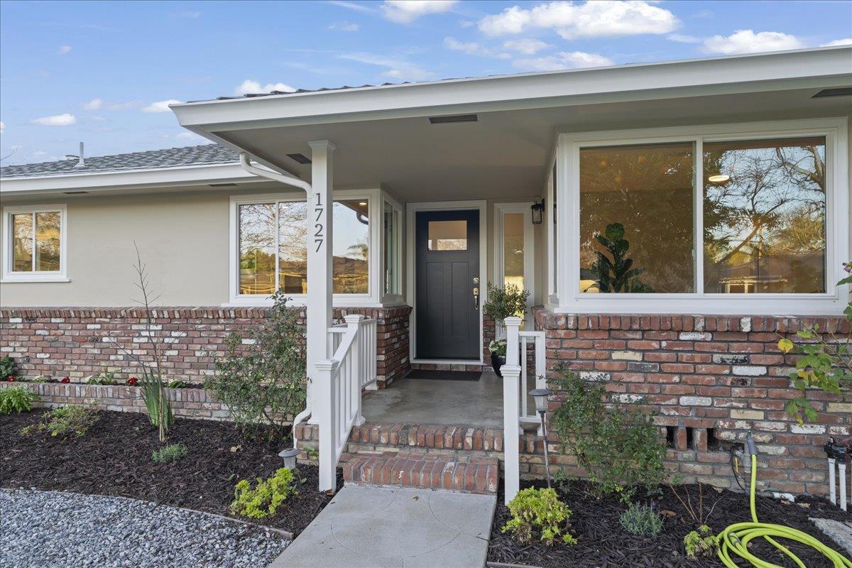 Detail Gallery Image 7 of 55 For 1727 Marlyn Way, San Jose,  CA 95125 - 4 Beds | 2 Baths