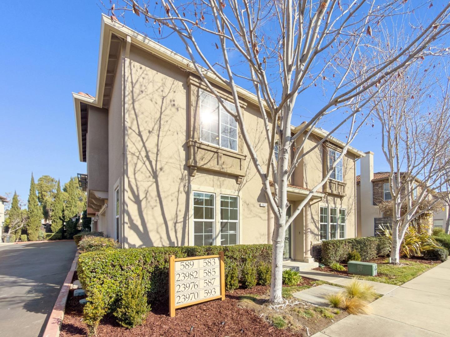 Detail Gallery Image 2 of 61 For 583 Ravenna Way, Hayward,  CA 94545 - 4 Beds | 3 Baths