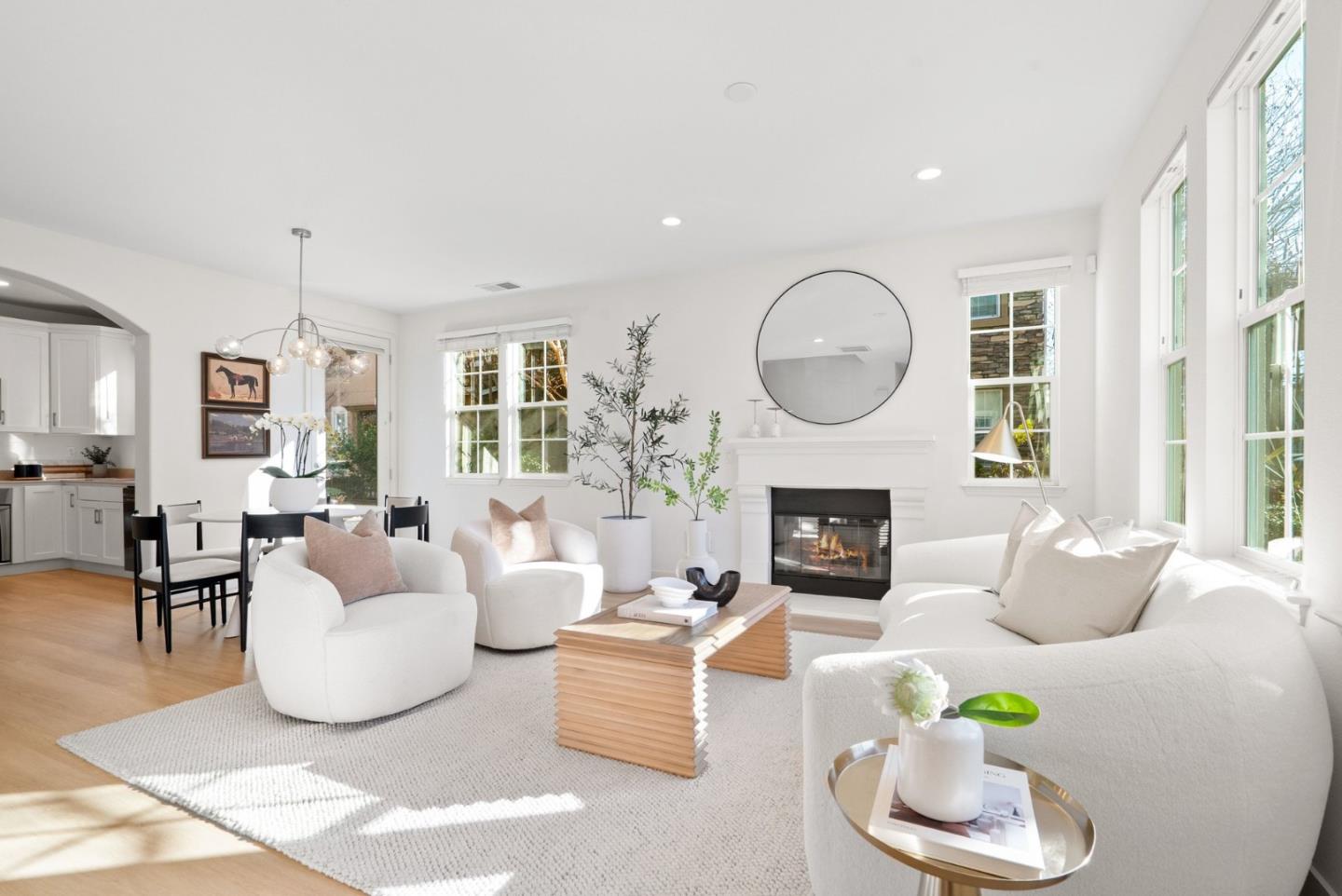 Detail Gallery Image 3 of 61 For 583 Ravenna Way, Hayward,  CA 94545 - 4 Beds | 3 Baths