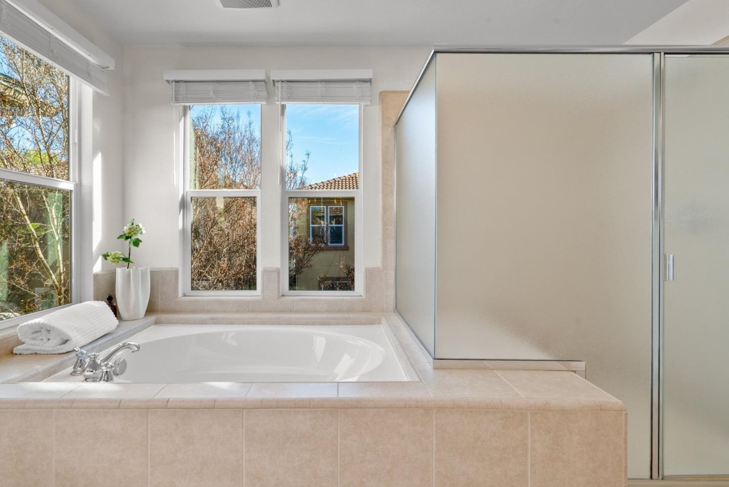 Detail Gallery Image 46 of 61 For 583 Ravenna Way, Hayward,  CA 94545 - 4 Beds | 3 Baths