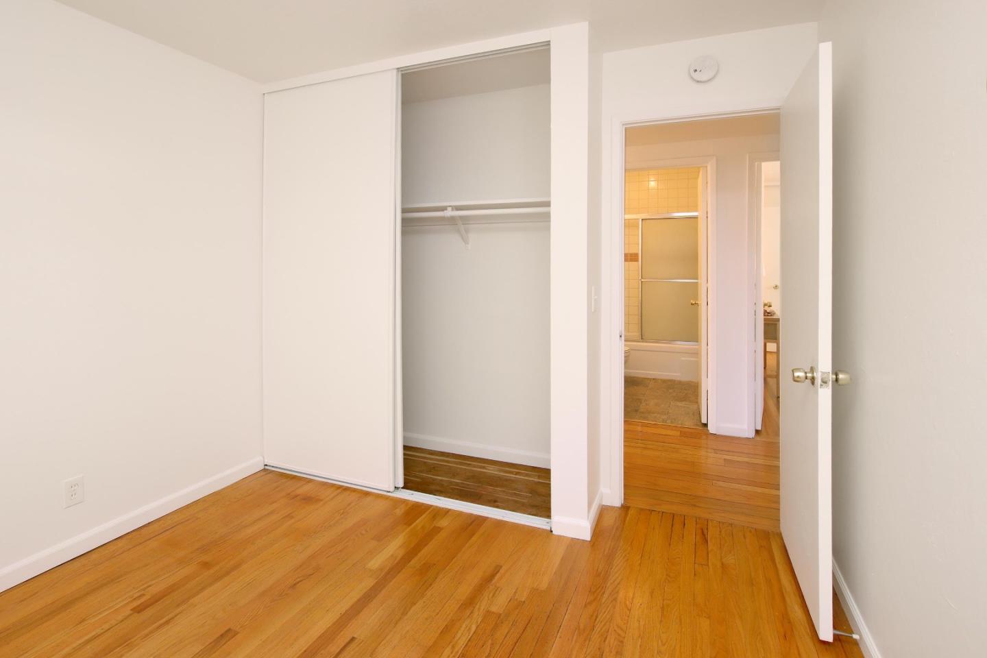 Detail Gallery Image 23 of 30 For 425 Queens Ct, Campbell,  CA 95008 - 4 Beds | 2 Baths