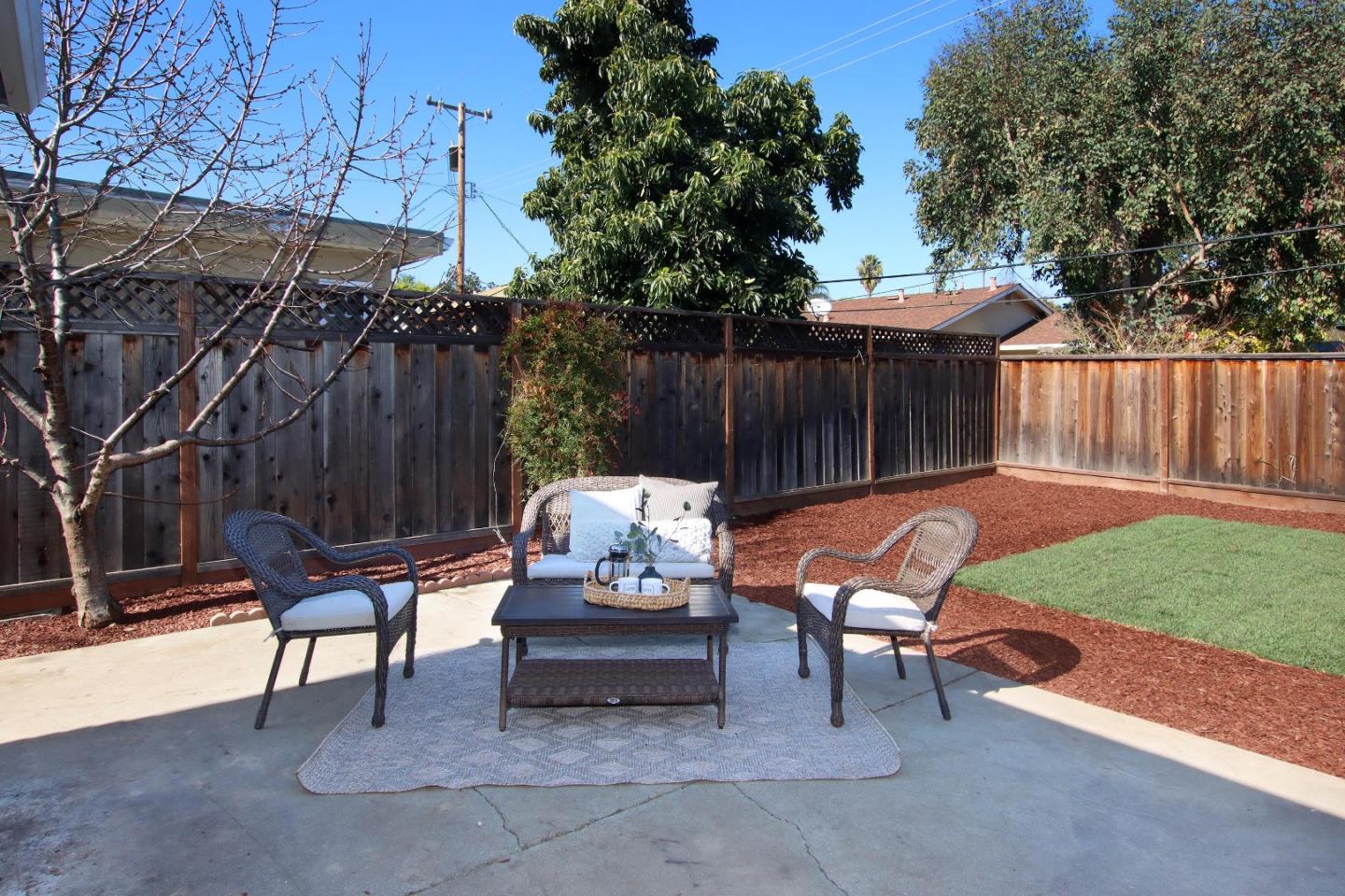 Detail Gallery Image 27 of 30 For 425 Queens Ct, Campbell,  CA 95008 - 4 Beds | 2 Baths