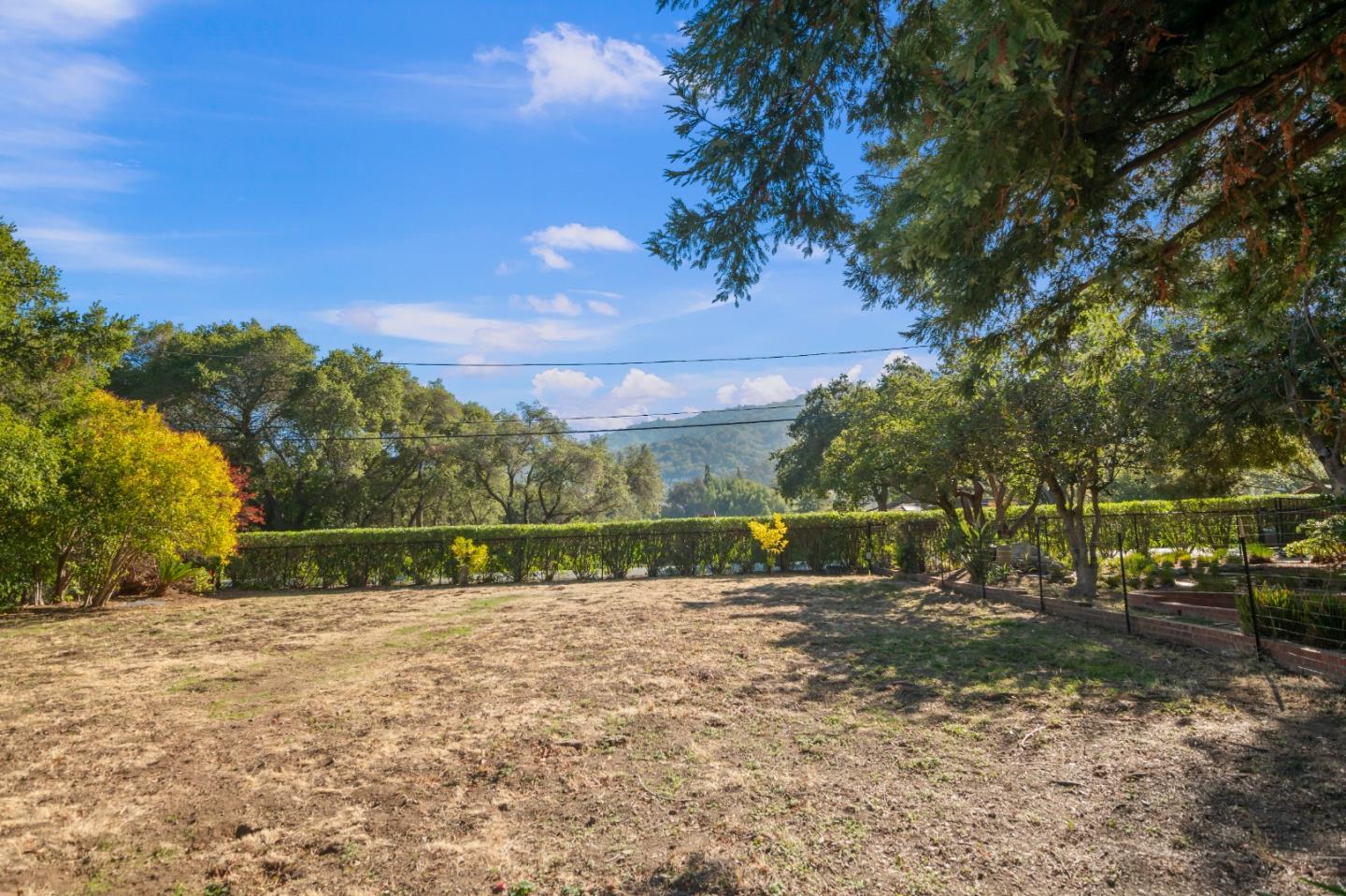 Detail Gallery Image 23 of 23 For 19605 Glen Una Dr, Saratoga,  CA 95070 - 3 Beds | 3/1 Baths