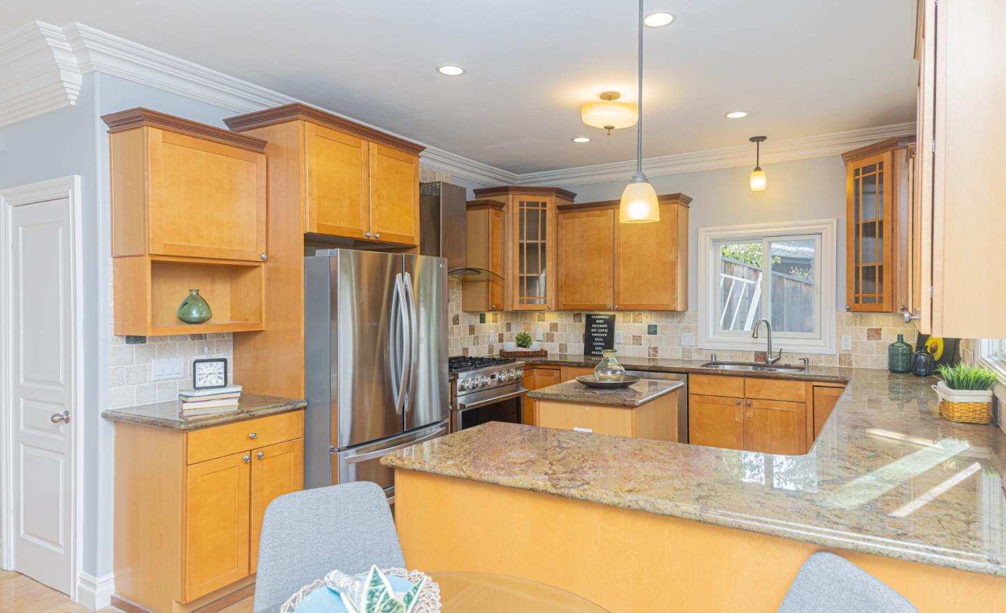 Detail Gallery Image 30 of 67 For 2702 Monte Cresta Dr, Belmont,  CA 94002 - 3 Beds | 3 Baths