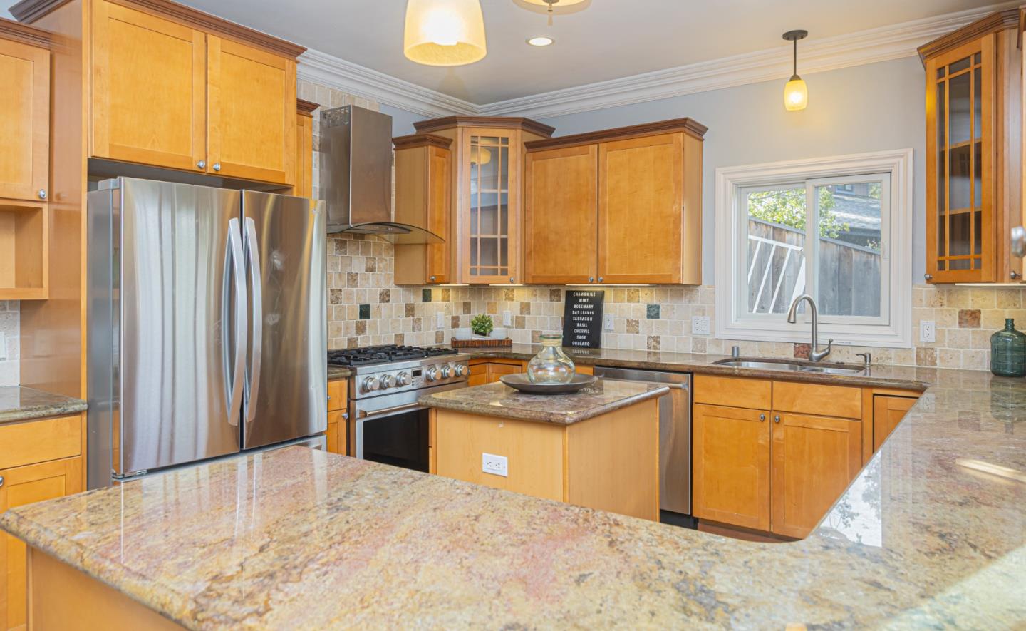 Detail Gallery Image 31 of 67 For 2702 Monte Cresta Dr, Belmont,  CA 94002 - 3 Beds | 3 Baths