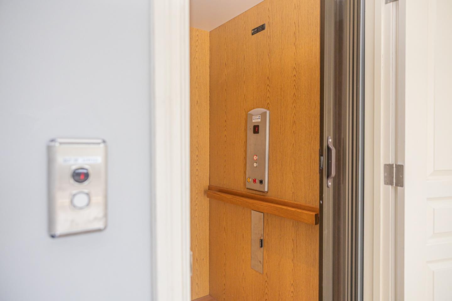 Detail Gallery Image 60 of 67 For 2702 Monte Cresta Dr, Belmont,  CA 94002 - 3 Beds | 3 Baths