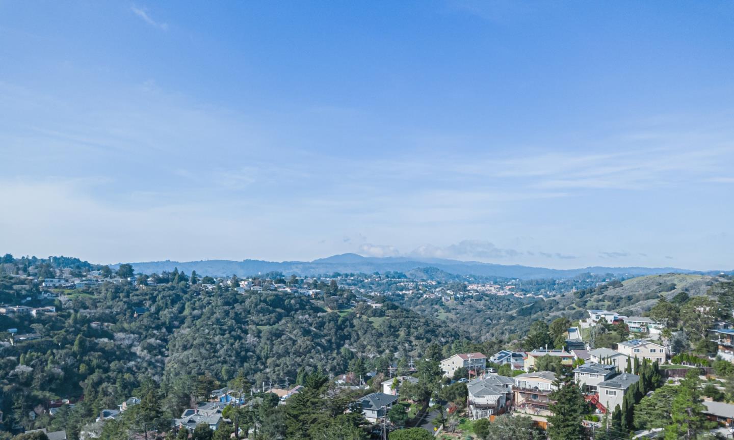 Detail Gallery Image 63 of 67 For 2702 Monte Cresta Dr, Belmont,  CA 94002 - 3 Beds | 3 Baths