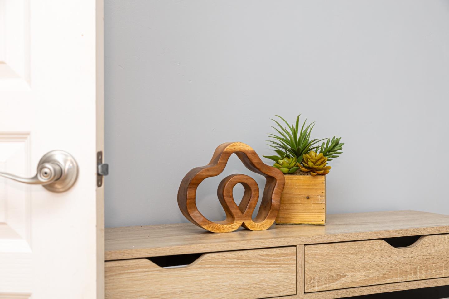 Detail Gallery Image 8 of 67 For 2702 Monte Cresta Dr, Belmont,  CA 94002 - 3 Beds | 3 Baths