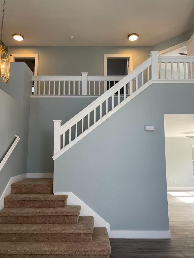 Detail Gallery Image 13 of 23 For 143 Carnival Ct, Vallejo,  CA 94589 - 4 Beds | 2/1 Baths