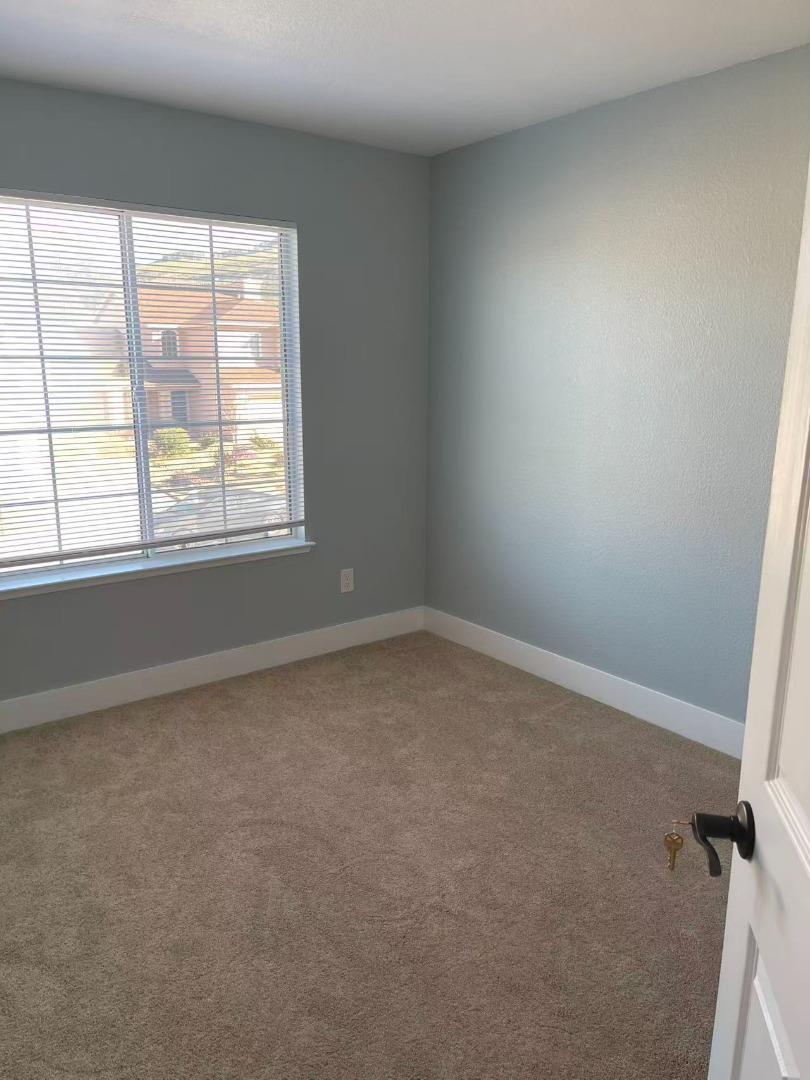 Detail Gallery Image 19 of 23 For 143 Carnival Ct, Vallejo,  CA 94589 - 4 Beds | 2/1 Baths