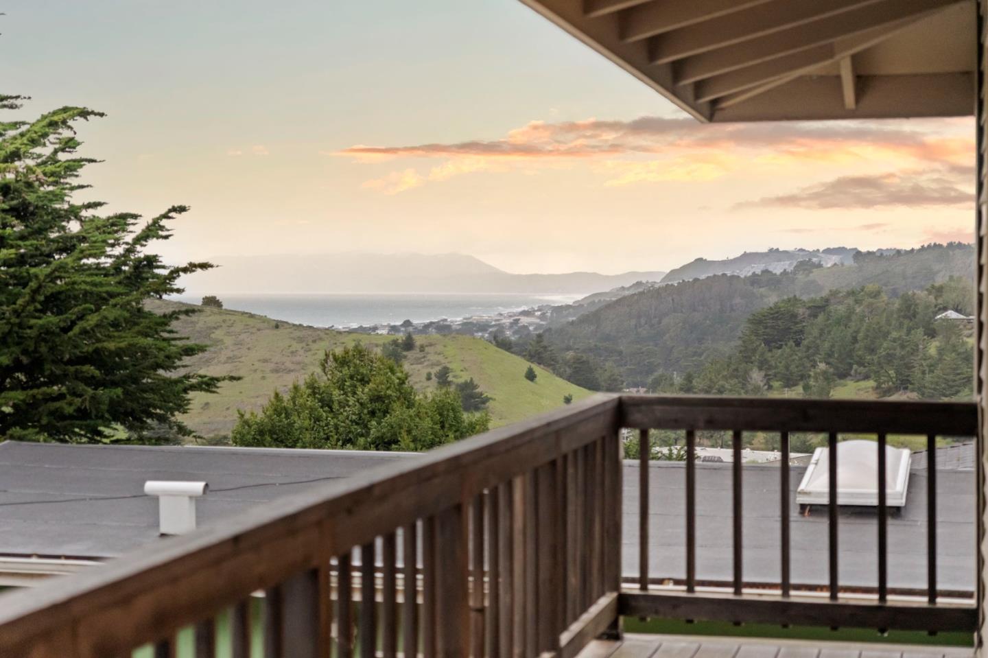 Detail Gallery Image 20 of 28 For 330 Reichling Ave, Pacifica,  CA 94044 - 3 Beds | 2 Baths