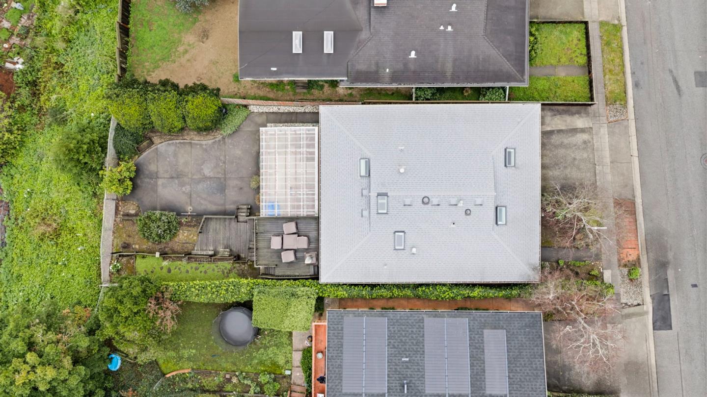 Detail Gallery Image 24 of 28 For 330 Reichling Ave, Pacifica,  CA 94044 - 3 Beds | 2 Baths