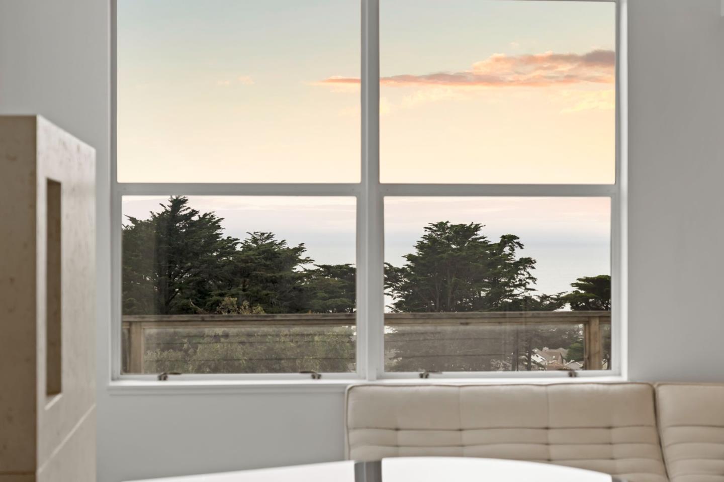 Detail Gallery Image 16 of 32 For 430 Farallon Ave, Pacifica,  CA 94044 - 3 Beds | 3 Baths