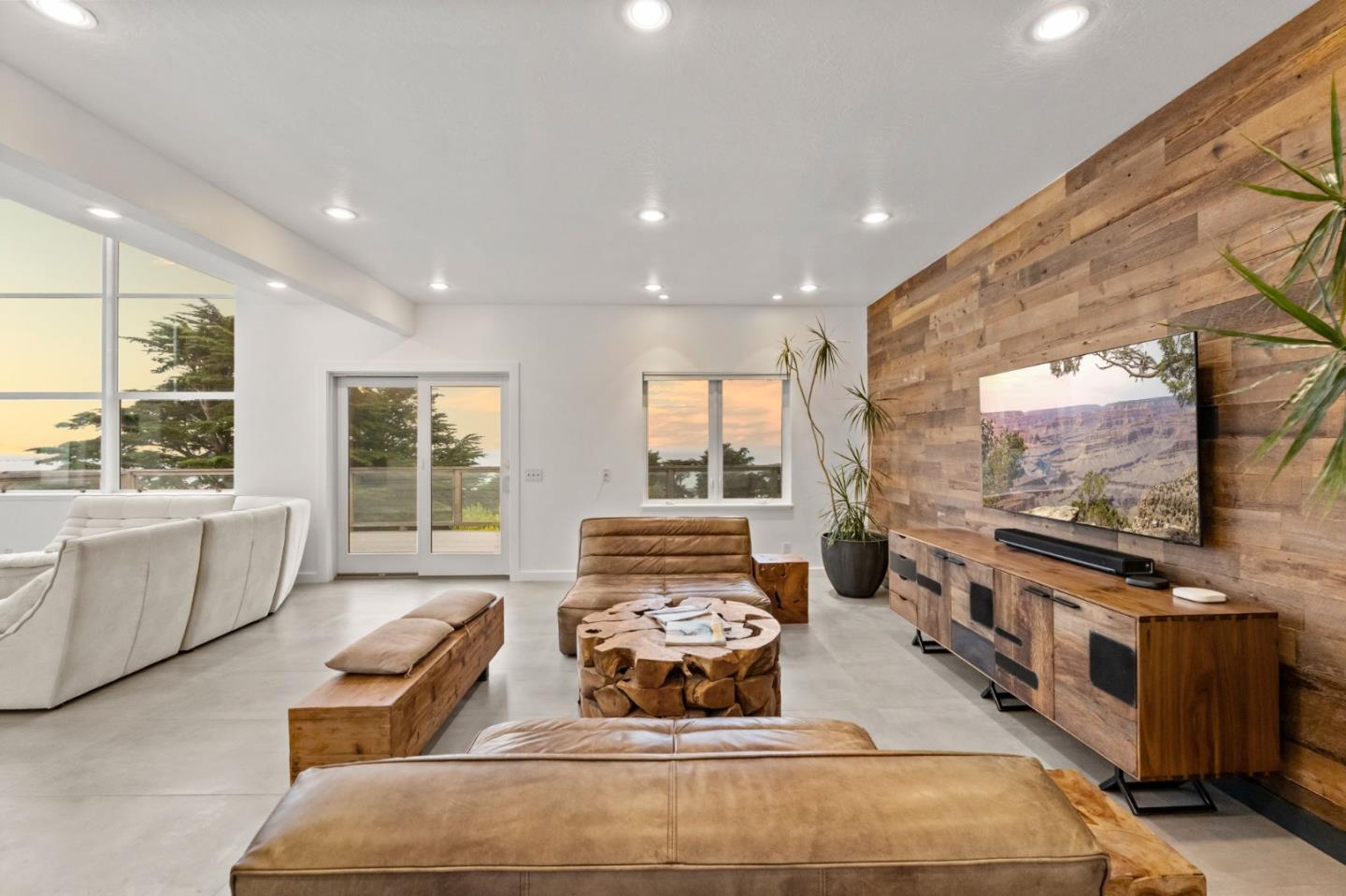 Detail Gallery Image 18 of 32 For 430 Farallon Ave, Pacifica,  CA 94044 - 3 Beds | 3 Baths