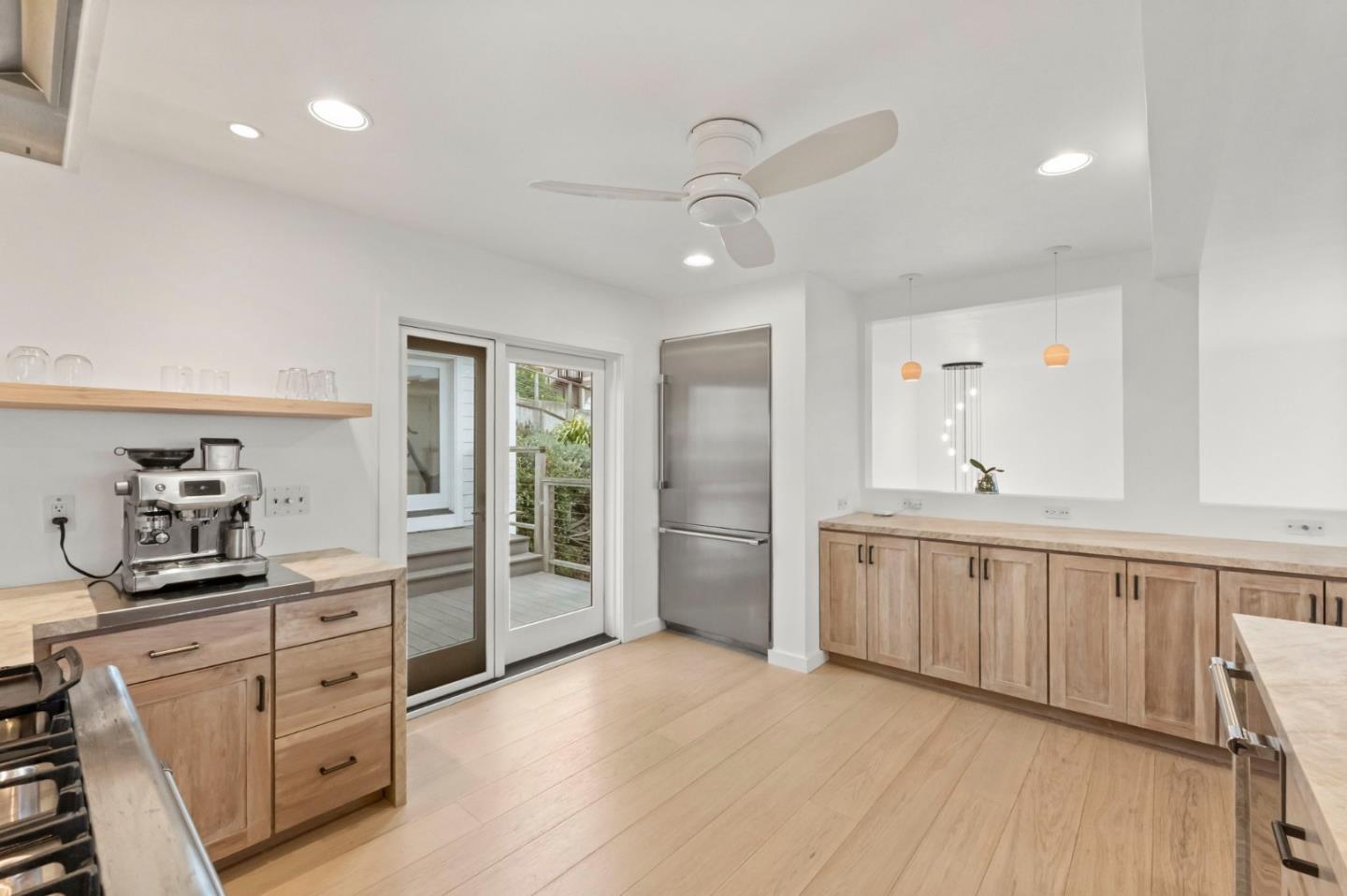 Detail Gallery Image 22 of 32 For 430 Farallon Ave, Pacifica,  CA 94044 - 3 Beds | 3 Baths