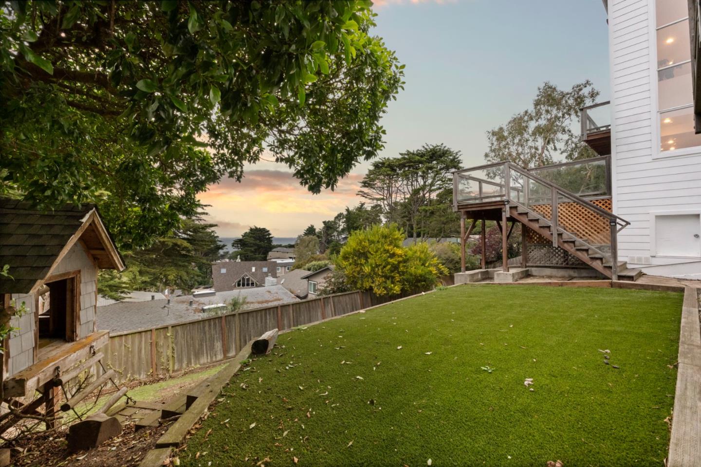 Detail Gallery Image 29 of 32 For 430 Farallon Ave, Pacifica,  CA 94044 - 3 Beds | 3 Baths