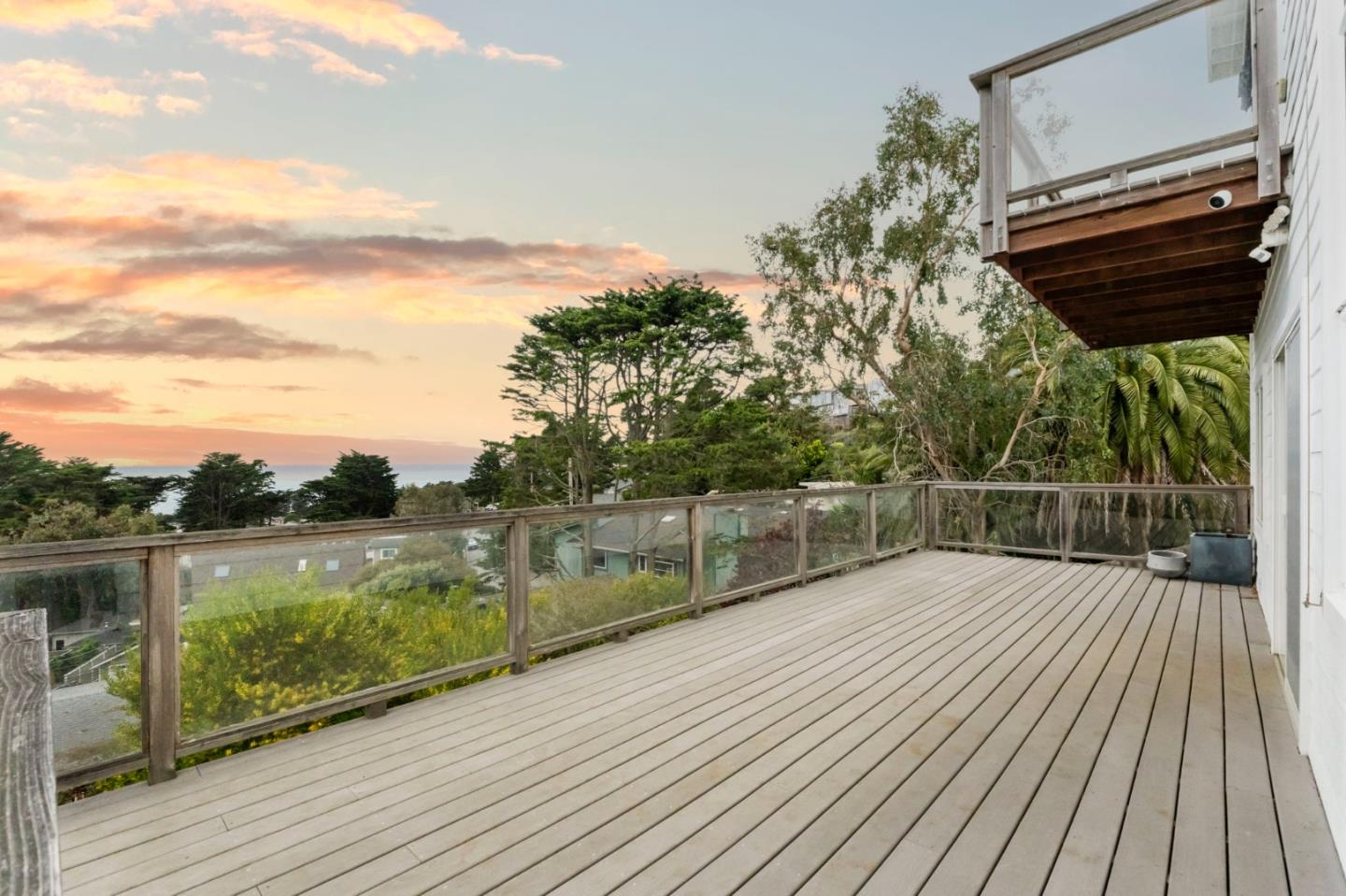 Detail Gallery Image 31 of 32 For 430 Farallon Ave, Pacifica,  CA 94044 - 3 Beds | 3 Baths