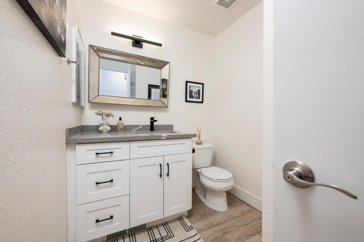 Detail Gallery Image 11 of 30 For 510 Borel Ave, San Mateo,  CA 94402 - 2 Beds | 1/1 Baths