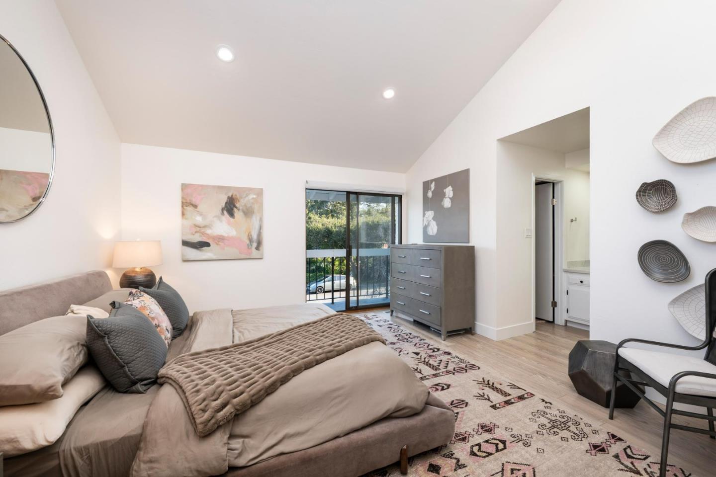 Detail Gallery Image 14 of 30 For 510 Borel Ave, San Mateo,  CA 94402 - 2 Beds | 1/1 Baths