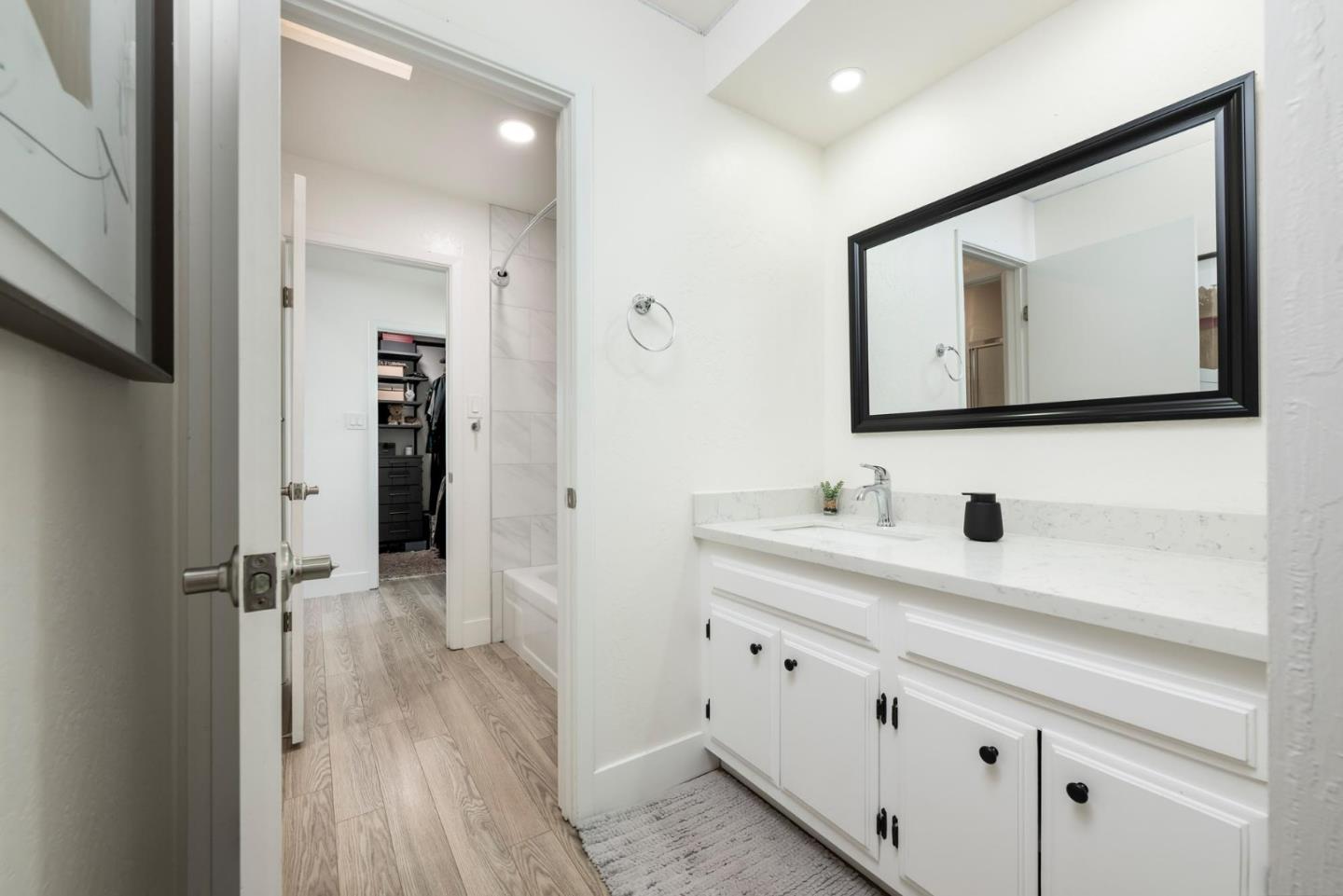 Detail Gallery Image 20 of 30 For 510 Borel Ave, San Mateo,  CA 94402 - 2 Beds | 1/1 Baths