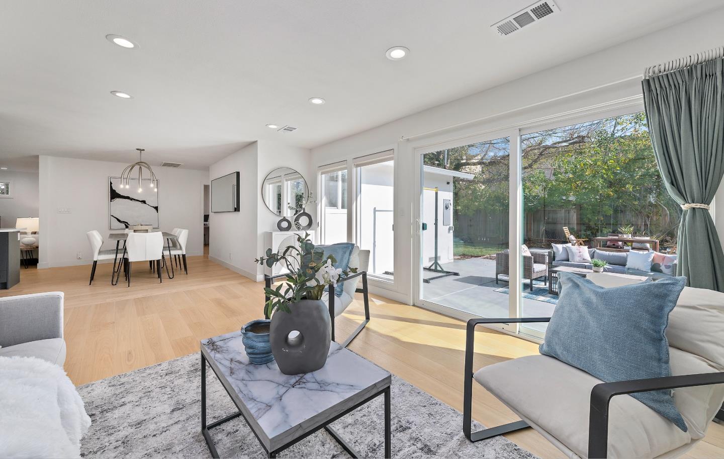 Detail Gallery Image 16 of 28 For 1416 Constanso Way, San Jose,  CA 95129 - 3 Beds | 2 Baths