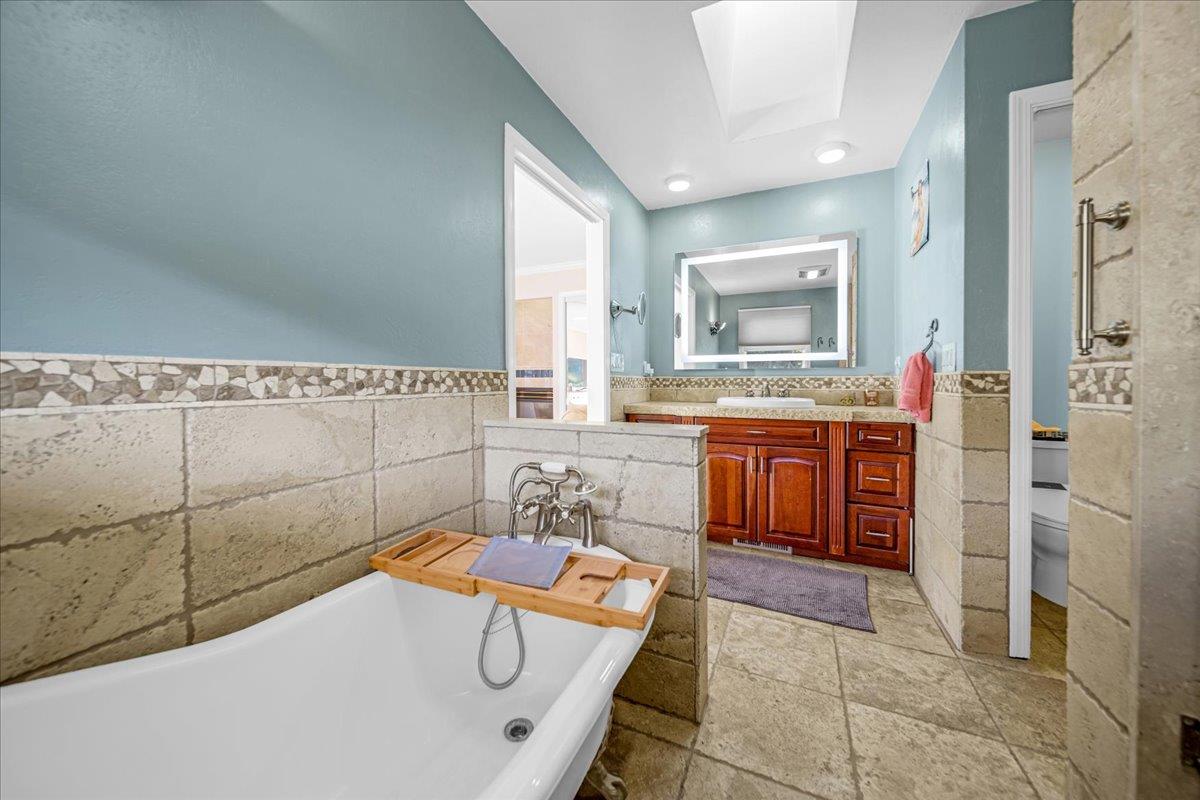 Detail Gallery Image 31 of 55 For 70 Corral De Tierra Rd, Corral De Tierra,  CA 93908 - 4 Beds | 3 Baths