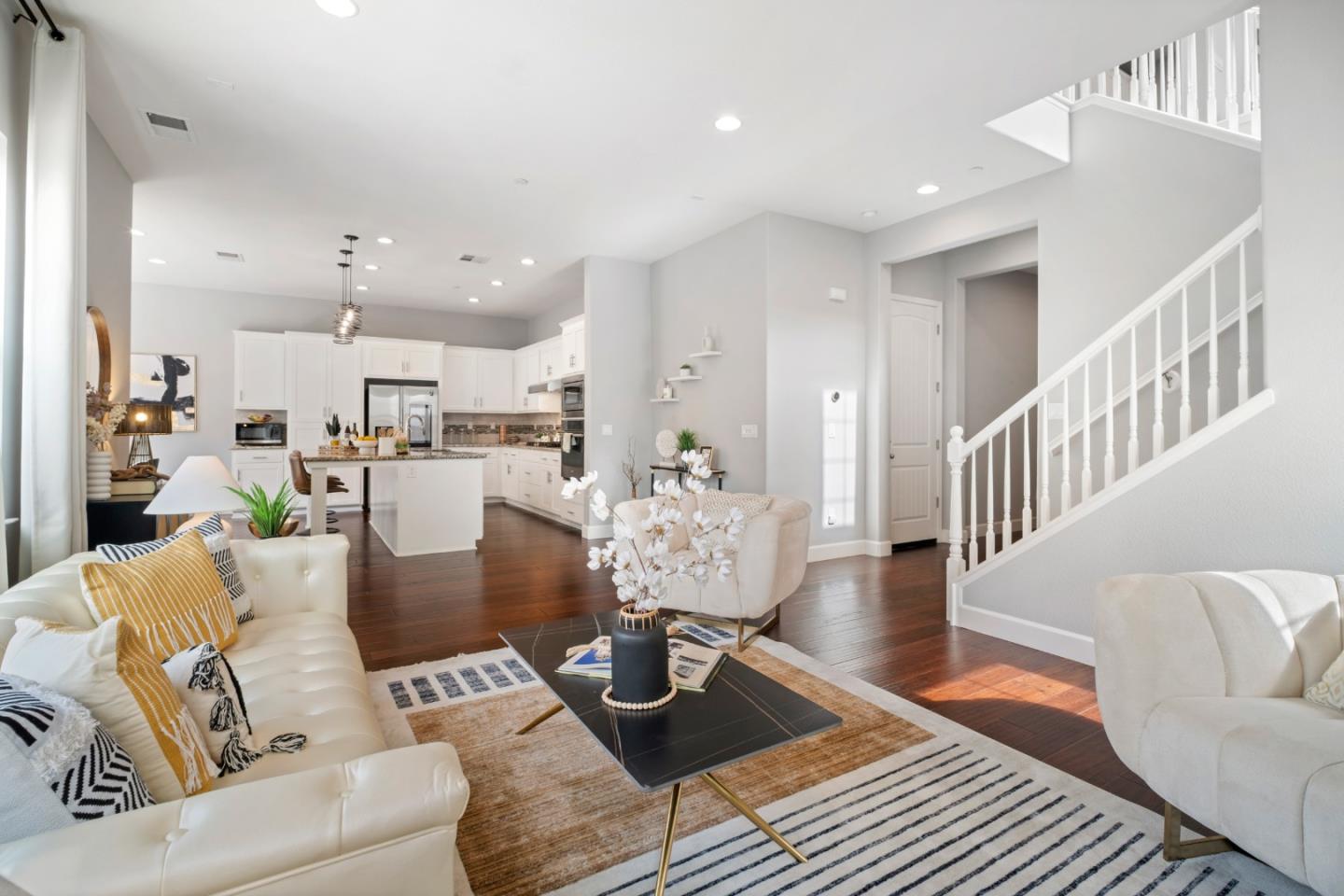 Detail Gallery Image 12 of 60 For 137 Caladenia Ln, Milpitas,  CA 95035 - 4 Beds | 3 Baths