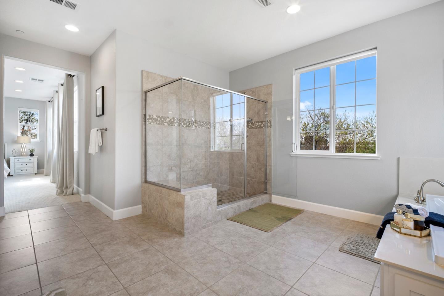 Detail Gallery Image 34 of 60 For 137 Caladenia Ln, Milpitas,  CA 95035 - 4 Beds | 3 Baths