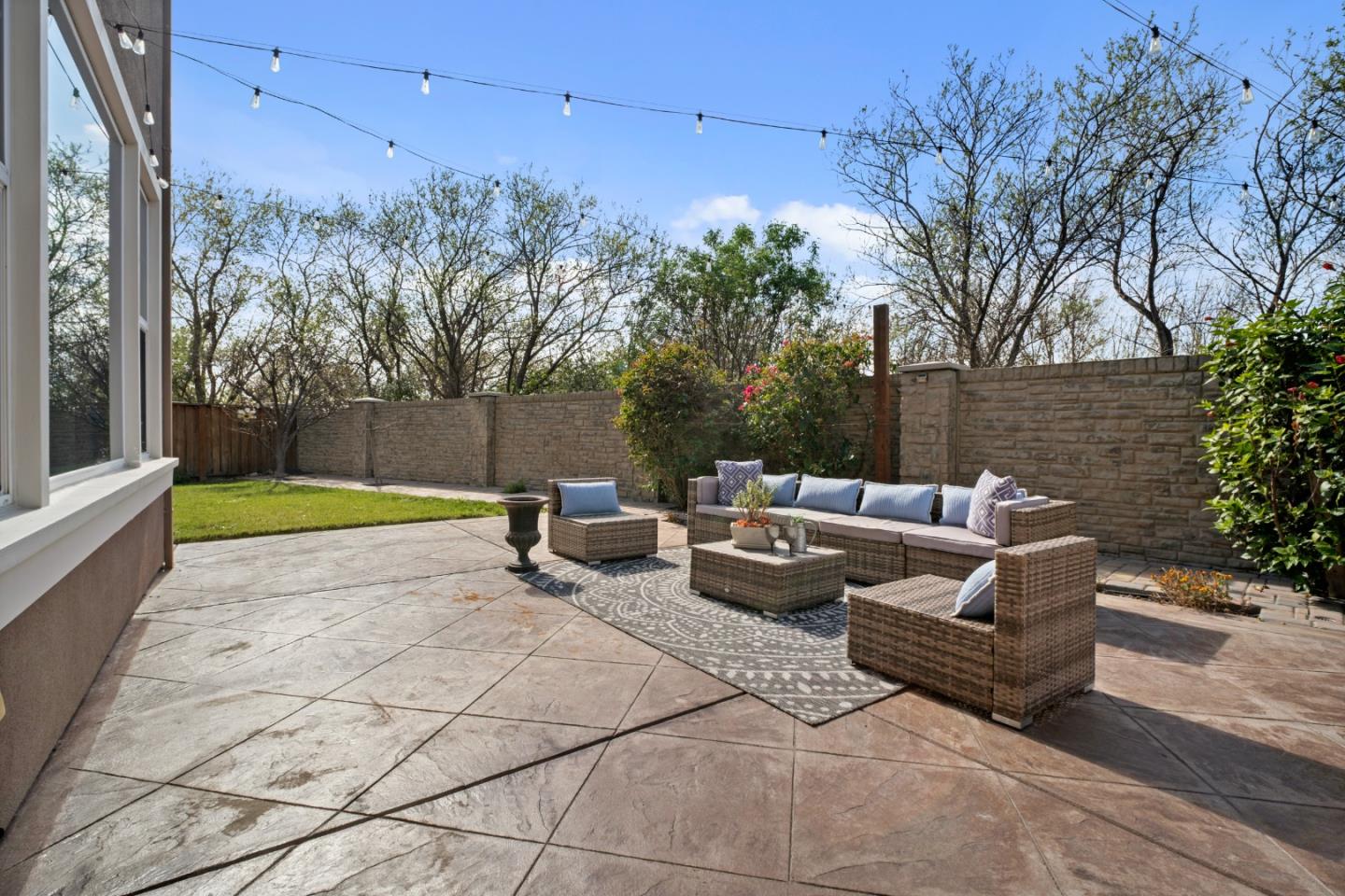 Detail Gallery Image 46 of 60 For 137 Caladenia Ln, Milpitas,  CA 95035 - 4 Beds | 3 Baths