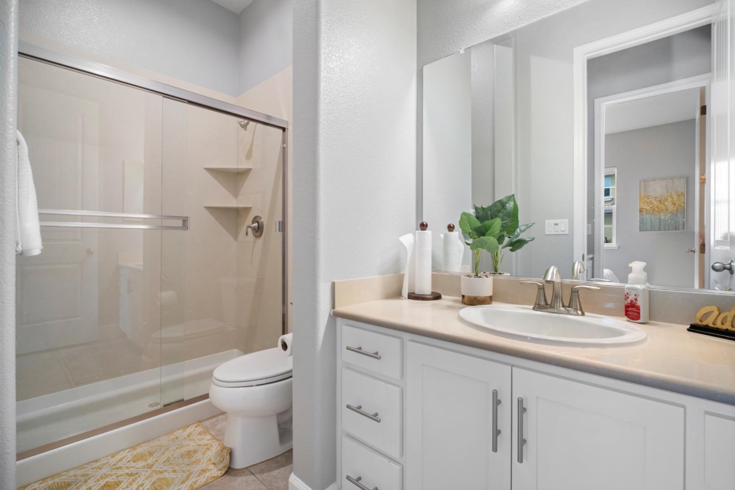 Detail Gallery Image 8 of 60 For 137 Caladenia Ln, Milpitas,  CA 95035 - 4 Beds | 3 Baths