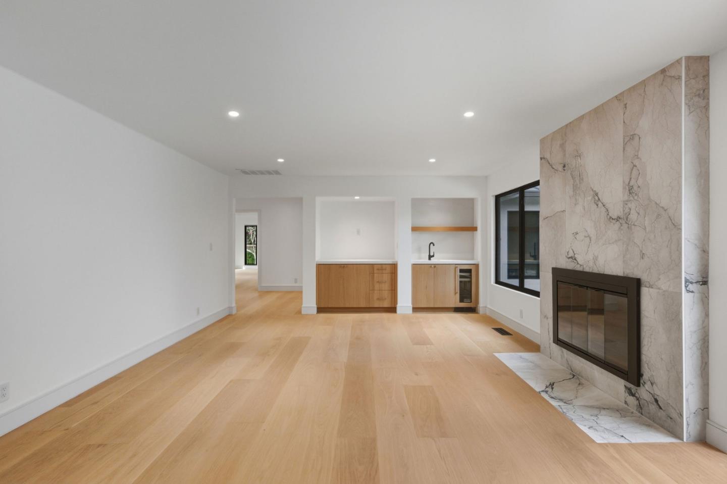 Detail Gallery Image 10 of 31 For 340 Arden Rd, Hillsborough,  CA 94010 - 4 Beds | 3/1 Baths